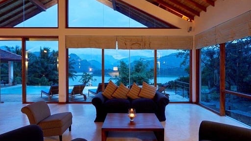 Glasshouse Kandy Salón