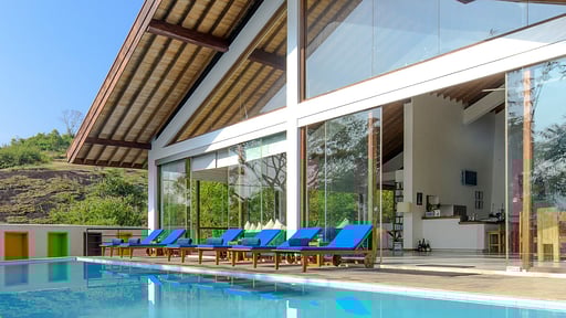 Glasshouse Kandy Zwembad