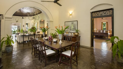 Glenross Plantation Bungalow Dining area