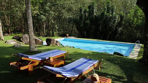 Glenross Plantation Bungalow Swimming pool
