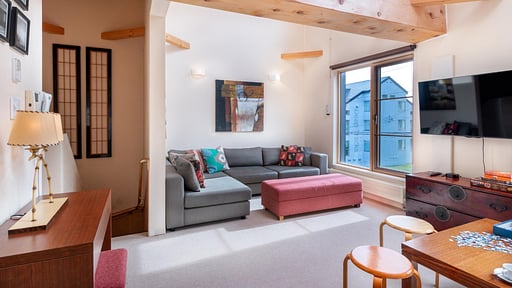 Gondola Chalet 4 Living room