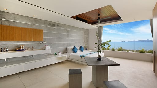 Grand Blue View Estate Bedroom 2