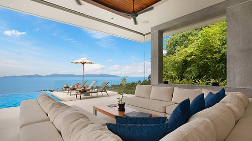 Grand Blue View Estate Living room 1