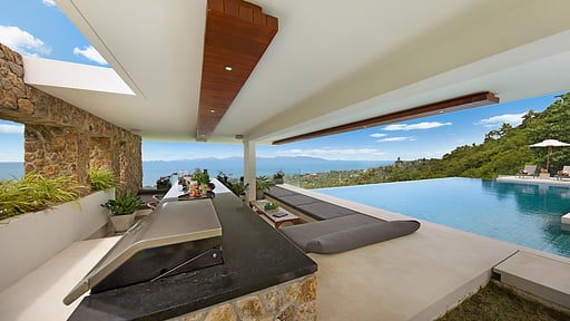 Grand Blue View Estate BBQ equipment