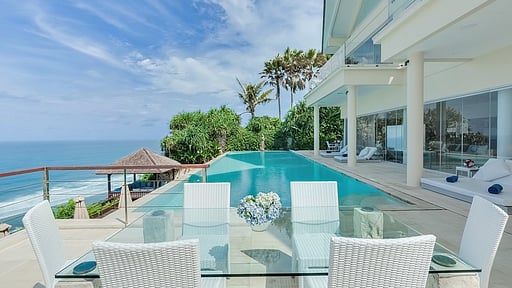 Villa Grand Cliff Ungasan Dining area 1