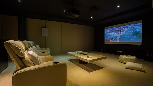 Villa Grand Cliff Ungasan Media room