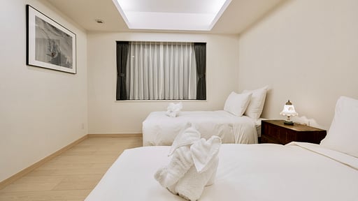 Grand Phenix Hakuba Penthouse Bedroom 5