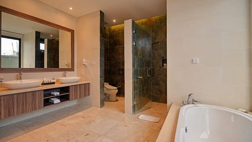 Grand Villa Uluwatu Bedroom 9