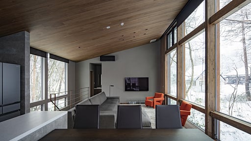 Gravity Chalet Dining area