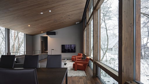 Gravity Chalet Dining area