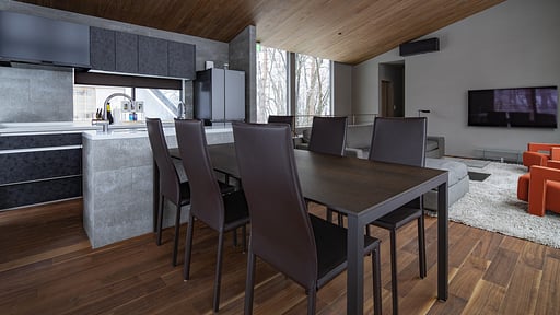 Gravity Chalet Dining area