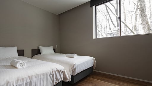 Gravity Chalet Bedroom 3