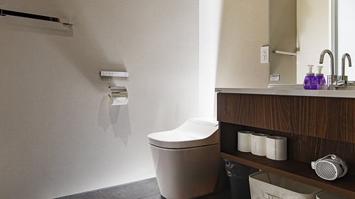 Gravity Chalet Bedroom 1