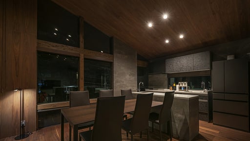 Gravity Chalet Dining area