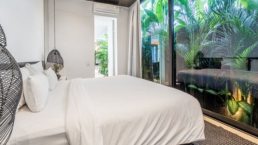 Villa Green Flow Fourteen Bedroom 3