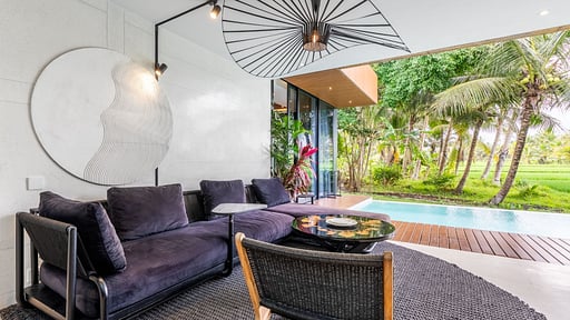 Villa Green Flow Fourteen Living room