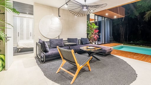 Villa Green Flow Fourteen Living room