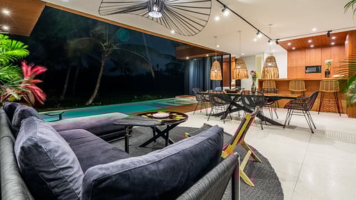 Villa Green Flow Fourteen Living room