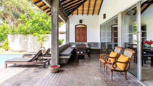 Green Parrot Beach Villa Terrace/Veranda