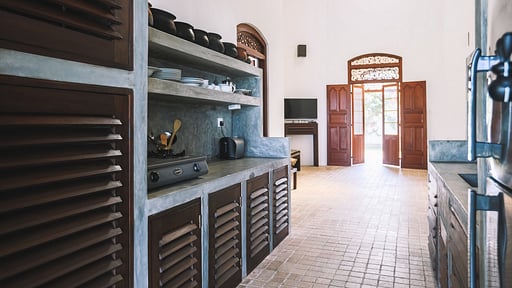 Green Parrot Beach Villa Kitchen