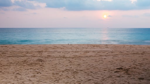 Green Parrot Beach Villa Beach