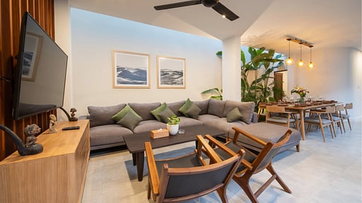 Green Villa Living room
