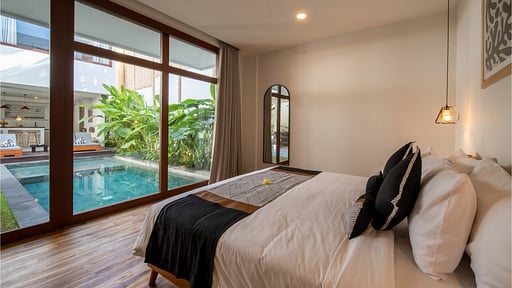 Green Villa Bedroom 1