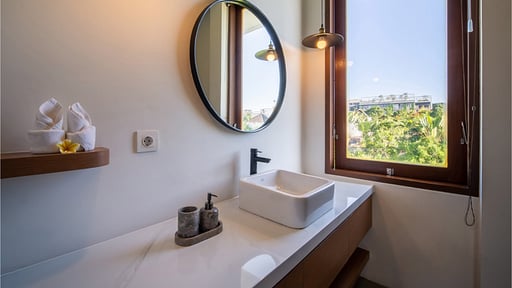 Green Villa Bedroom 2