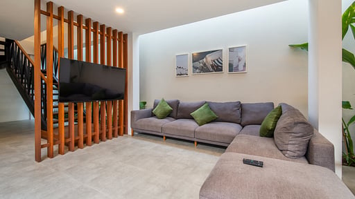 Green Villa Living room