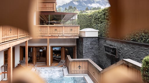 Gstaad Residence Four Jacuzzi