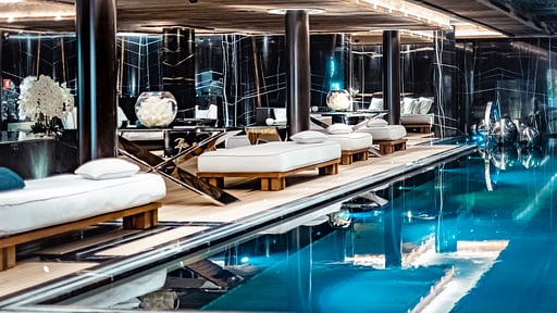 Gstaad Royal Residence Swimming pool