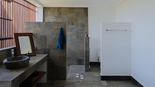 Gudea Living Villa Bedroom 4