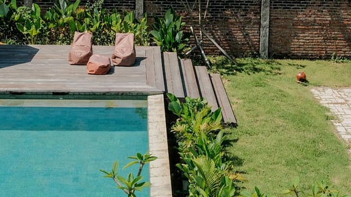 Gudea Living Villa Swimming pool