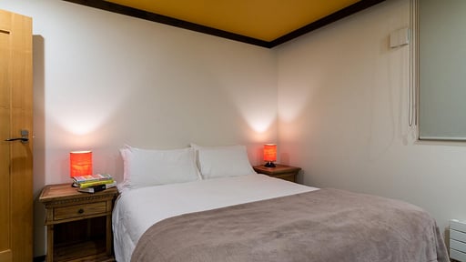 Gustav's Hideaway Bedroom 3