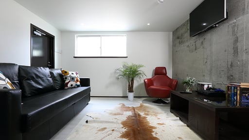 Hakuba Slopeside Chalet Living room