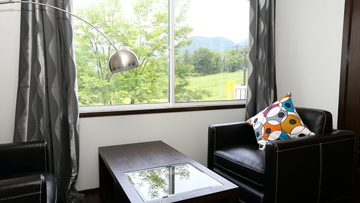 Hakuba Slopeside Chalet Bedroom 7