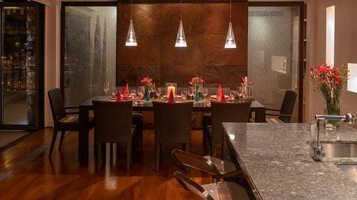 Villa Hale Malia Dining area