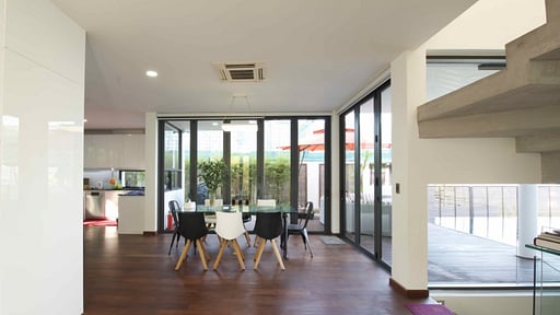 Hapier Villa Dining area