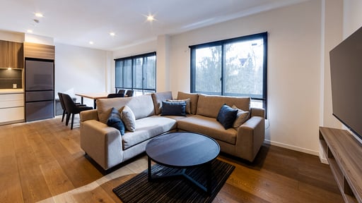 Happo View Two Bedroom Apartment 301 Woonkamer