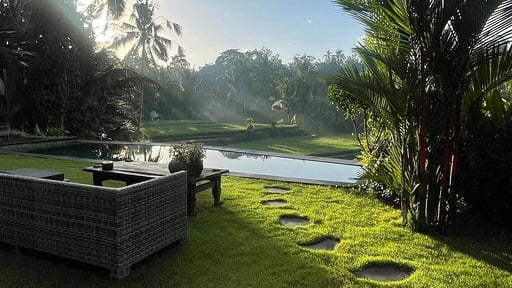 Hatiku Di Bali Villa Swimming pool