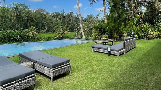 Hatiku Di Bali Villa Swimming pool