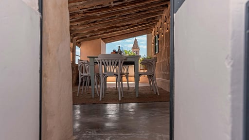 Helen´s House Обеденная зона