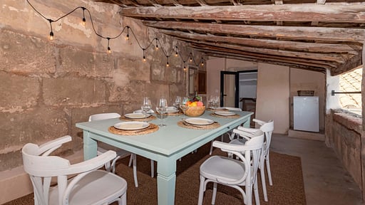 Helen´s House Обеденная зона