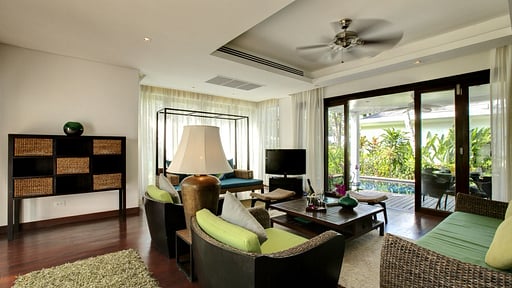 Heliconia Pool Villa Wohnbereich