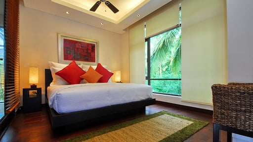 Heliconia Pool Villa Schlafzimmer 2