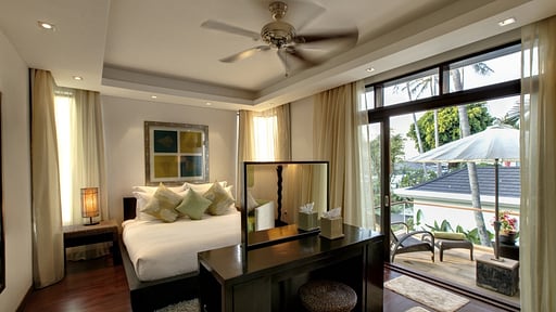 Heliconia Pool Villa Schlafzimmer 1