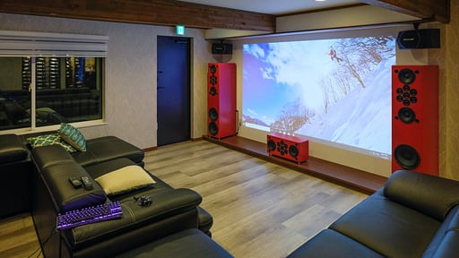 Helmet Club Hakuba Chalet Media room