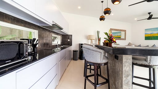Hiburan Villas Kitchen 1