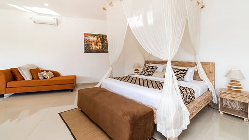 Hiburan Villas Bedroom 1