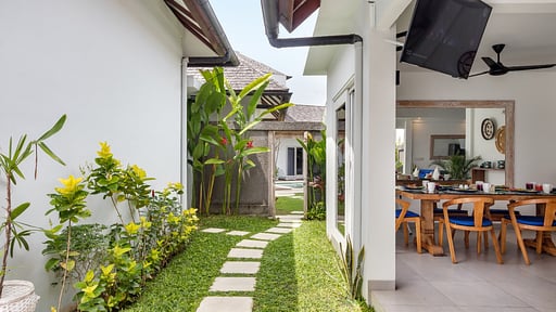 Hiburan Villas Others